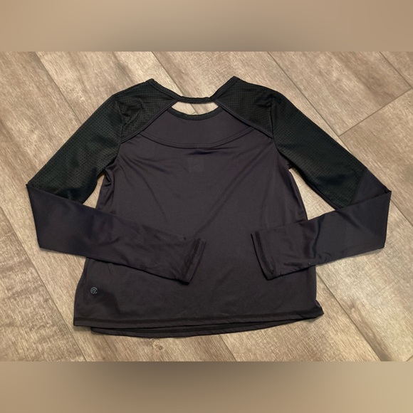 Champion women’s XS lightweight long sleeve workout  top - Picture 1 of 5